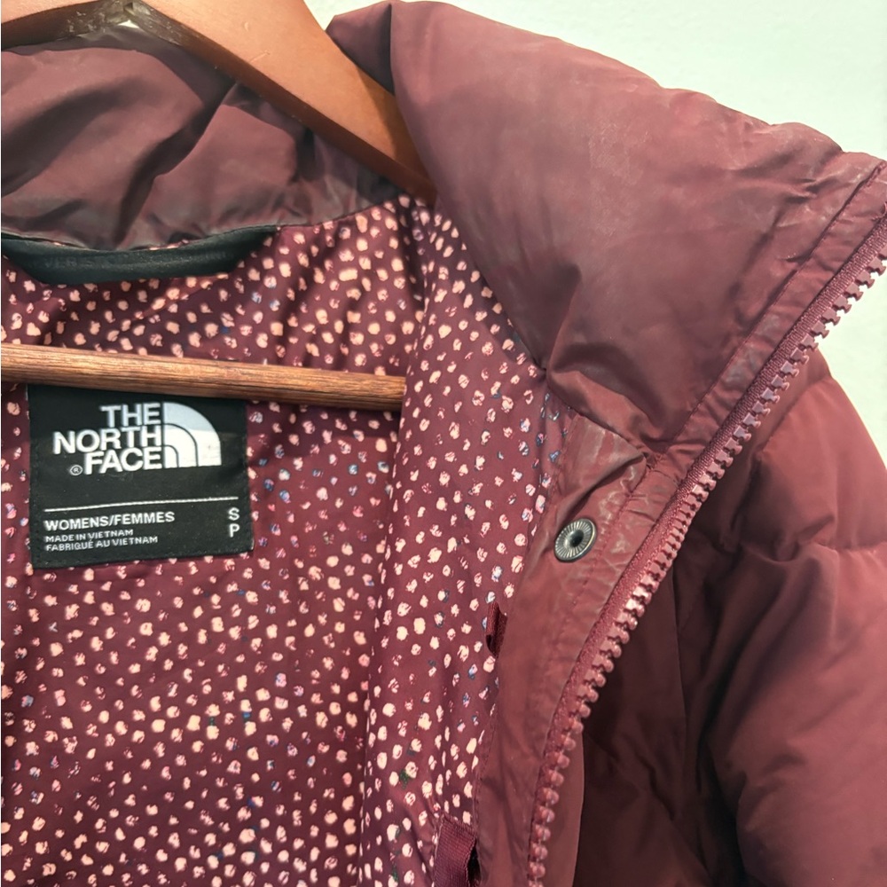 The North Face Long Jacket - Burgundy, Small - Picture 3 of 11